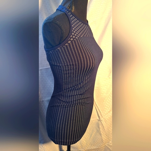 🪩ATHLETA womens tank top. Size: XS - Picture 2 of 5